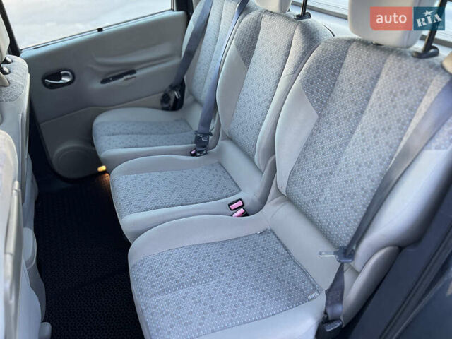 Сірий Рено Сценік, об'ємом двигуна 1.6 л та пробігом 129 тис. км за 7500 $, фото 20 на Automoto.ua