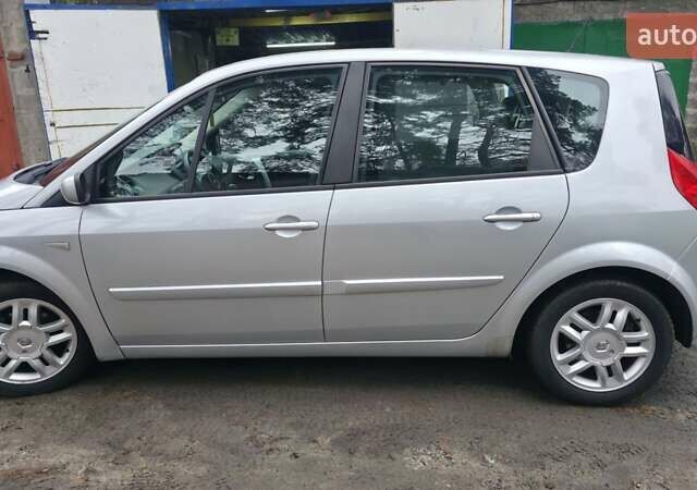 Серый Рено Сценик, объемом двигателя 1.6 л и пробегом 212 тыс. км за 6300 $, фото 9 на Automoto.ua