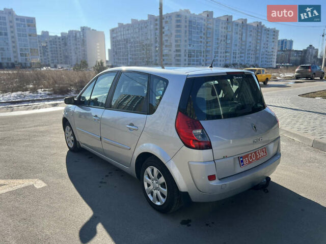 Серый Рено Сценик, объемом двигателя 1.6 л и пробегом 216 тыс. км за 5750 $, фото 4 на Automoto.ua