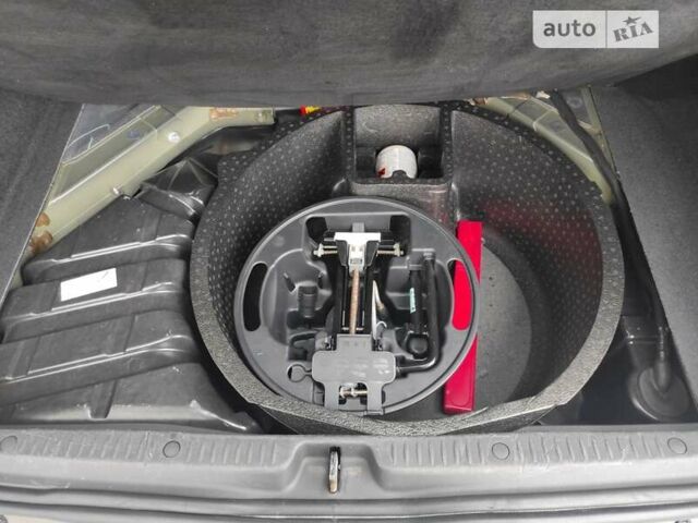 Сірий Рено Сценік, об'ємом двигуна 1.6 л та пробігом 175 тис. км за 5790 $, фото 19 на Automoto.ua
