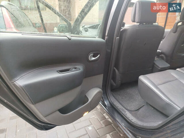 Серый Рено Сценик, объемом двигателя 1.6 л и пробегом 231 тыс. км за 4950 $, фото 15 на Automoto.ua