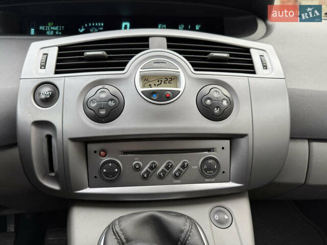 Серый Рено Сценик, объемом двигателя 1.6 л и пробегом 230 тыс. км за 5699 $, фото 36 на Automoto.ua