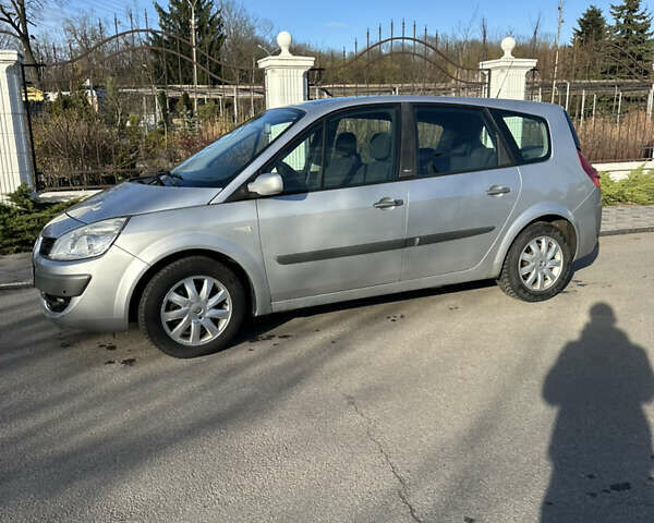 Серый Рено Сценик, объемом двигателя 1.6 л и пробегом 265 тыс. км за 4500 $, фото 11 на Automoto.ua