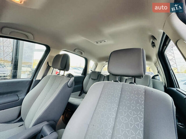 Сірий Рено Сценік, об'ємом двигуна 1.6 л та пробігом 155 тис. км за 6399 $, фото 14 на Automoto.ua