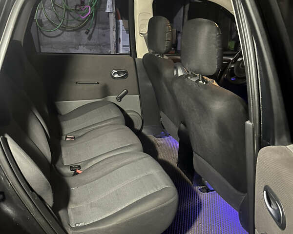 Серый Рено Сценик, объемом двигателя 1.5 л и пробегом 320 тыс. км за 5000 $, фото 9 на Automoto.ua