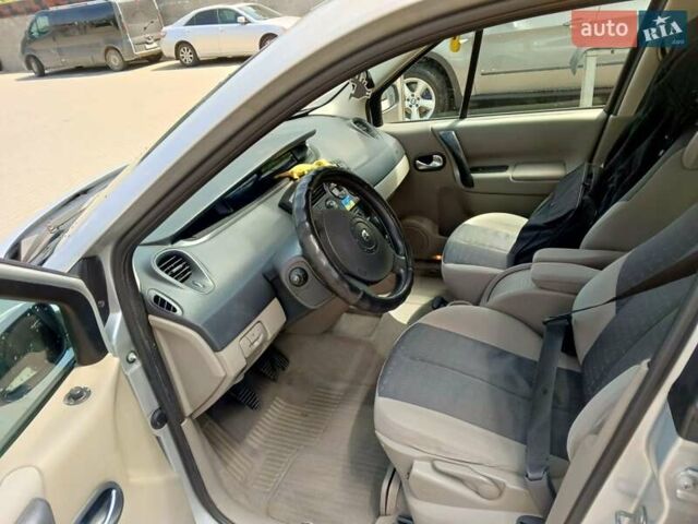 Серый Рено Сценик, объемом двигателя 1.46 л и пробегом 220 тыс. км за 4900 $, фото 11 на Automoto.ua