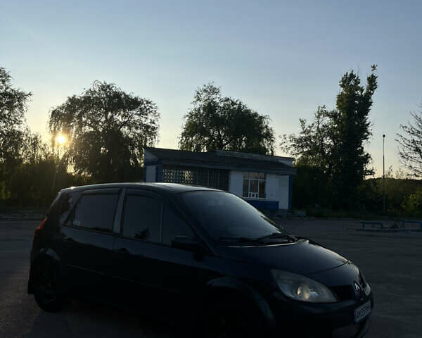 Серый Рено Сценик, объемом двигателя 1.5 л и пробегом 320 тыс. км за 5000 $, фото 2 на Automoto.ua