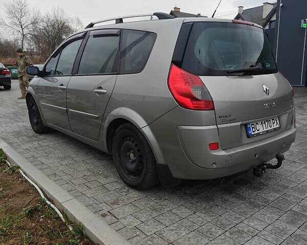 Серый Рено Сценик, объемом двигателя 1.5 л и пробегом 289 тыс. км за 4600 $, фото 2 на Automoto.ua