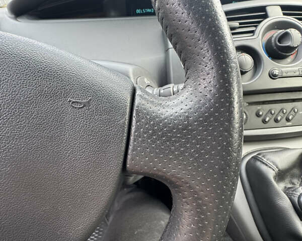 Сірий Рено Сценік, об'ємом двигуна 1.6 л та пробігом 188 тис. км за 4999 $, фото 15 на Automoto.ua