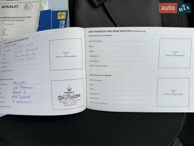 Серый Рено Сценик, объемом двигателя 1.6 л и пробегом 230 тыс. км за 5699 $, фото 125 на Automoto.ua