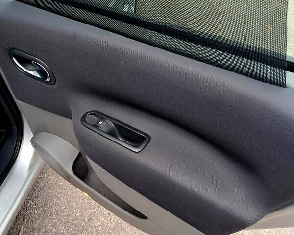 Сірий Рено Сценік, об'ємом двигуна 1.6 л та пробігом 179 тис. км за 6500 $, фото 16 на Automoto.ua