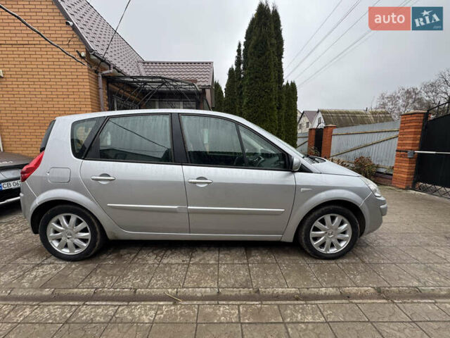 Серый Рено Сценик, объемом двигателя 1.6 л и пробегом 187 тыс. км за 5499 $, фото 1 на Automoto.ua