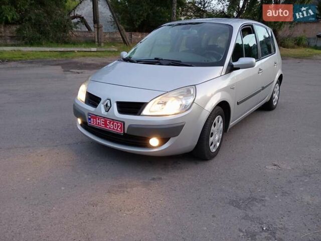 Серый Рено Сценик, объемом двигателя 1.6 л и пробегом 200 тыс. км за 4600 $, фото 6 на Automoto.ua