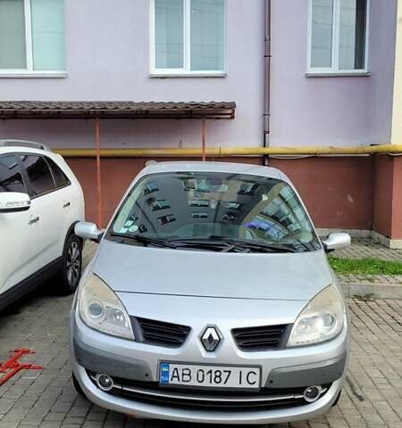 Серый Рено Сценик, объемом двигателя 1.6 л и пробегом 143 тыс. км за 5500 $, фото 3 на Automoto.ua