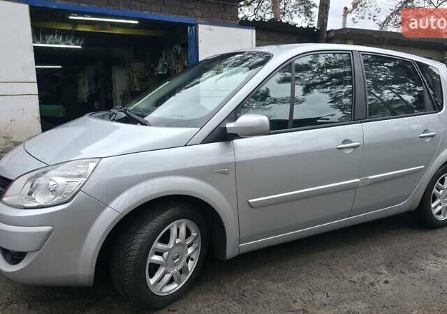 Серый Рено Сценик, объемом двигателя 1.6 л и пробегом 212 тыс. км за 6300 $, фото 5 на Automoto.ua