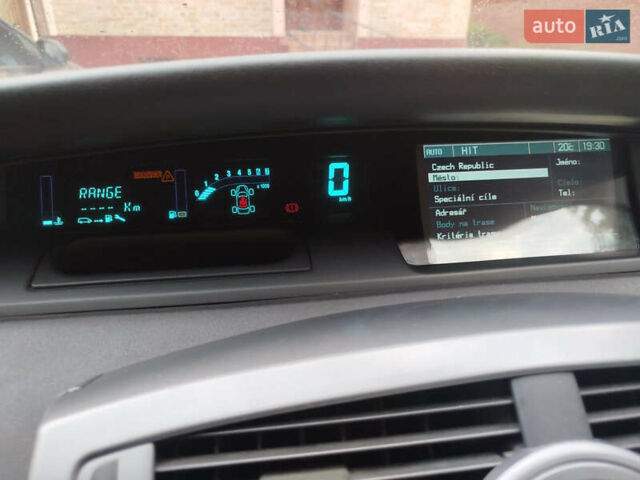 Серый Рено Сценик, объемом двигателя 1.6 л и пробегом 231 тыс. км за 4950 $, фото 9 на Automoto.ua