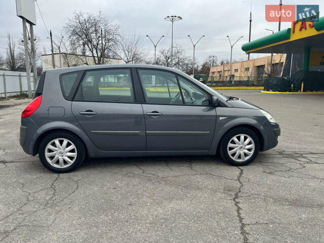 Серый Рено Сценик, объемом двигателя 1.6 л и пробегом 181 тыс. км за 5600 $, фото 14 на Automoto.ua