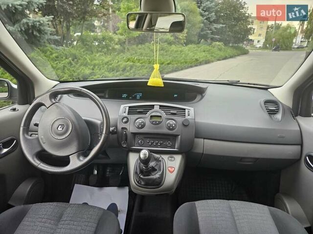 Сірий Рено Сценік, об'ємом двигуна 1.6 л та пробігом 203 тис. км за 5300 $, фото 80 на Automoto.ua