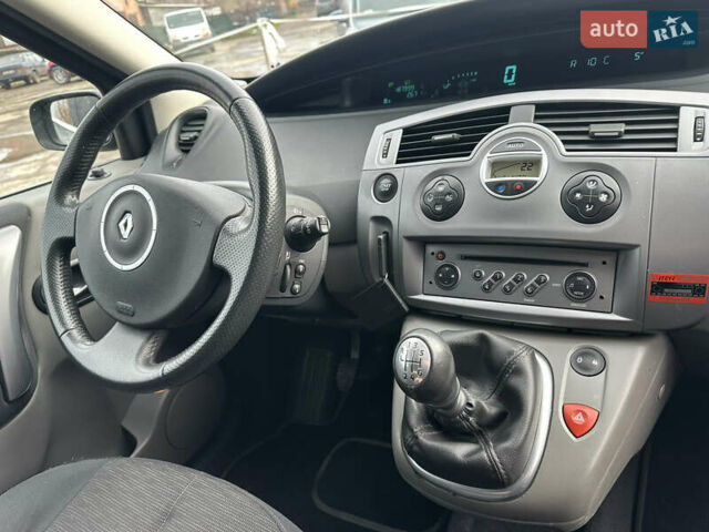 Сірий Рено Сценік, об'ємом двигуна 0 л та пробігом 188 тис. км за 5900 $, фото 28 на Automoto.ua