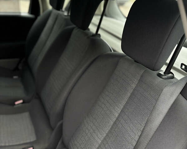 Серый Рено Сценик, объемом двигателя 1.6 л и пробегом 203 тыс. км за 5300 $, фото 19 на Automoto.ua