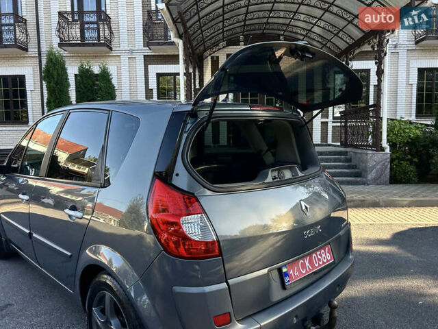 Серый Рено Сценик, объемом двигателя 2 л и пробегом 176 тыс. км за 6650 $, фото 39 на Automoto.ua