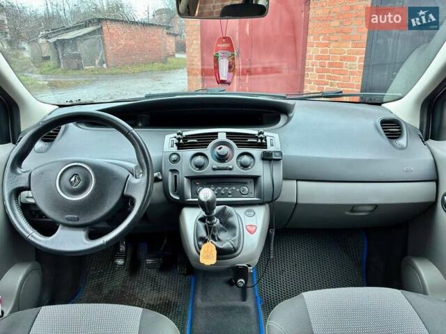 Серый Рено Сценик, объемом двигателя 1.6 л и пробегом 195 тыс. км за 4999 $, фото 16 на Automoto.ua
