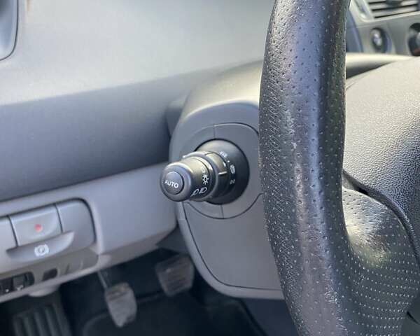 Сірий Рено Сценік, об'ємом двигуна 0 л та пробігом 204 тис. км за 5299 $, фото 71 на Automoto.ua