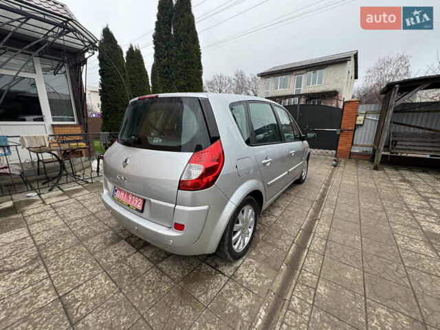 Серый Рено Сценик, объемом двигателя 1.6 л и пробегом 187 тыс. км за 5499 $, фото 3 на Automoto.ua