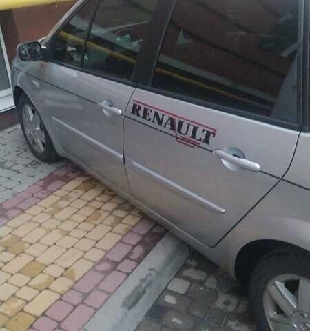 Рено Сценик 2007 в Гайсине на Automoto.ua Серый Рено Сценик, объемом двигателя 2 л и пробегом 190 тыс. км за 5500 $, фото 10 на Automoto.ua