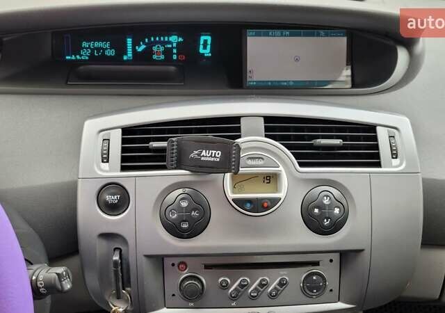 Серый Рено Сценик, объемом двигателя 1.6 л и пробегом 143 тыс. км за 5500 $, фото 15 на Automoto.ua