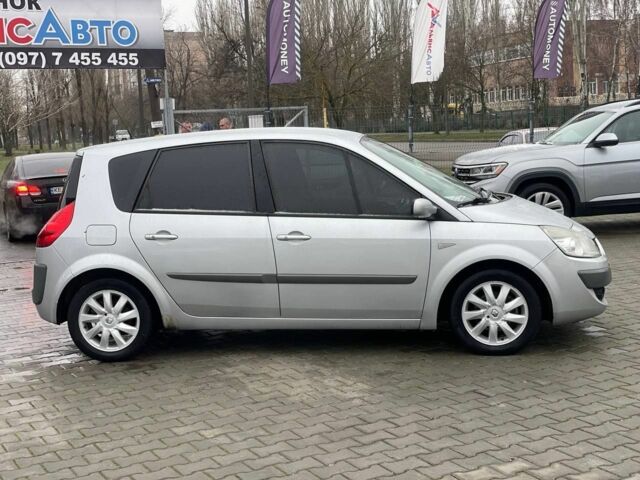 Серый Рено Сценик, объемом двигателя 1.5 л и пробегом 303 тыс. км за 5500 $, фото 7 на Automoto.ua