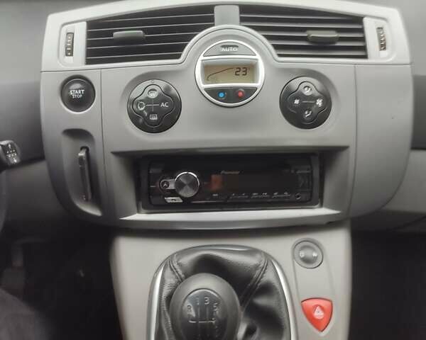 Сірий Рено Сценік, об'ємом двигуна 1.6 л та пробігом 190 тис. км за 5600 $, фото 10 на Automoto.ua