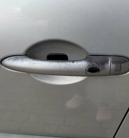 Серый Рено Сценик, объемом двигателя 1.6 л и пробегом 143 тыс. км за 5500 $, фото 7 на Automoto.ua