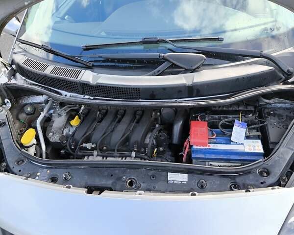 Сірий Рено Сценік, об'ємом двигуна 2 л та пробігом 210 тис. км за 6950 $, фото 13 на Automoto.ua