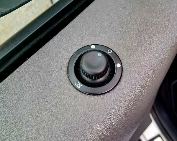 Сірий Рено Сценік, об'ємом двигуна 1.6 л та пробігом 179 тис. км за 6500 $, фото 27 на Automoto.ua