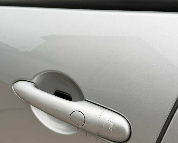 Серый Рено Сценик, объемом двигателя 1.6 л и пробегом 230 тыс. км за 5699 $, фото 80 на Automoto.ua