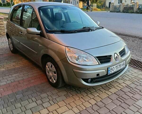 Серый Рено Сценик, объемом двигателя 1.6 л и пробегом 179 тыс. км за 5250 $, фото 2 на Automoto.ua