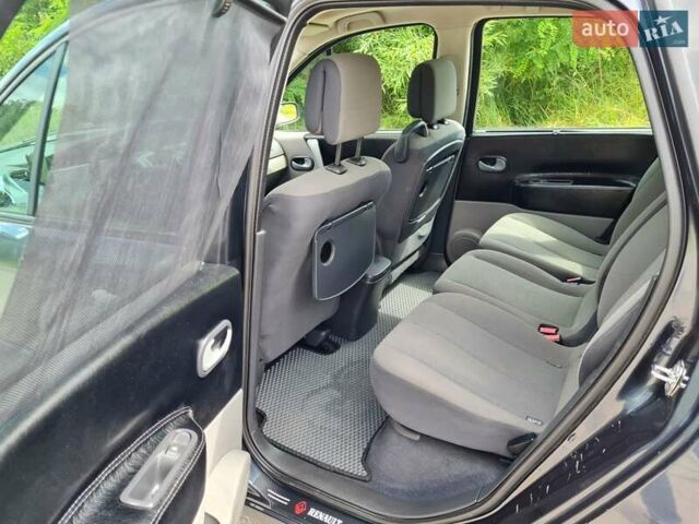 Серый Рено Сценик, объемом двигателя 1.9 л и пробегом 260 тыс. км за 4700 $, фото 12 на Automoto.ua