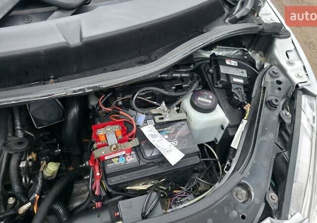 Серый Рено Сценик, объемом двигателя 1.6 л и пробегом 212 тыс. км за 6300 $, фото 22 на Automoto.ua