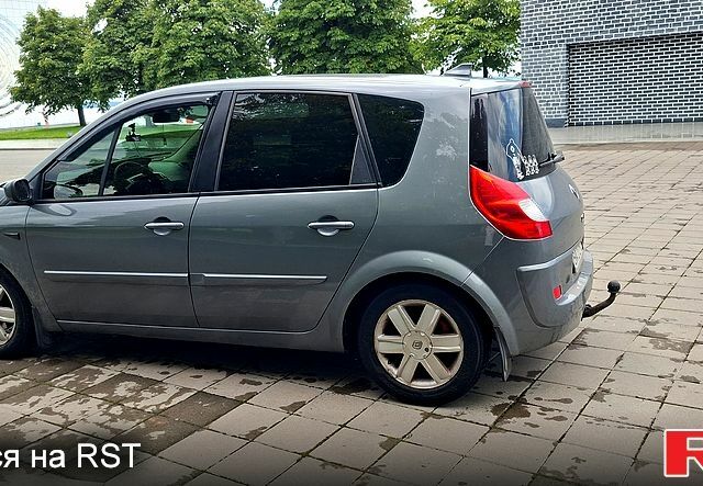 Серый Рено Сценик, объемом двигателя 1.6 л и пробегом 186 тыс. км за 5500 $, фото 2 на Automoto.ua