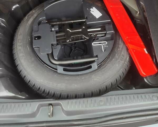 Сірий Рено Сценік, об'ємом двигуна 1.6 л та пробігом 190 тис. км за 5600 $, фото 20 на Automoto.ua