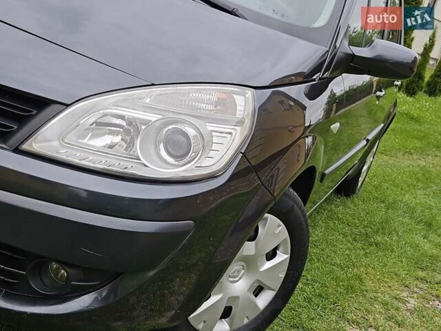 Серый Рено Сценик, объемом двигателя 1.6 л и пробегом 257 тыс. км за 4500 $, фото 30 на Automoto.ua