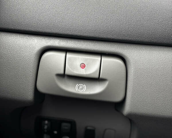 Серый Рено Сценик, объемом двигателя 1.6 л и пробегом 203 тыс. км за 5300 $, фото 16 на Automoto.ua