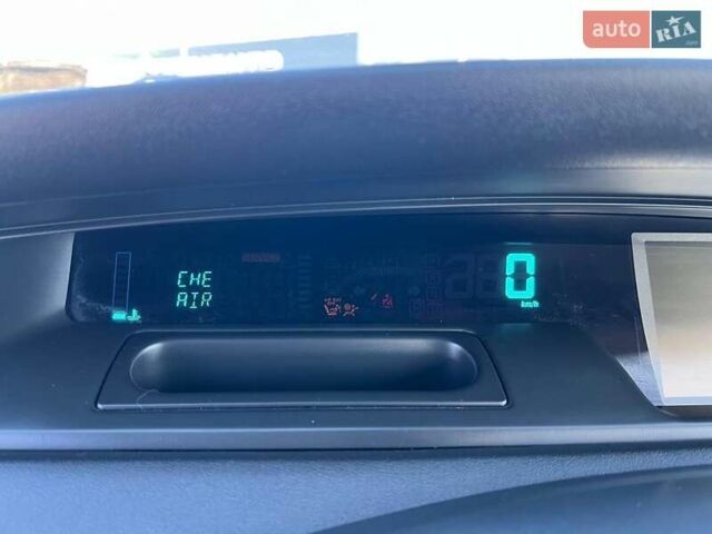 Серый Рено Сценик, объемом двигателя 2 л и пробегом 286 тыс. км за 5790 $, фото 19 на Automoto.ua