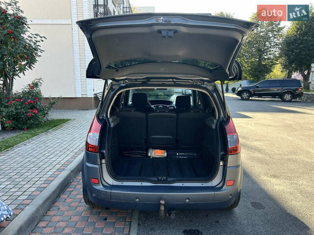 Рено Сценик 2007 в Виннице на Automoto.ua Серый Рено Сценик, объемом двигателя 2 л и пробегом 176 тыс. км за 6399 $, фото 45 на Automoto.ua