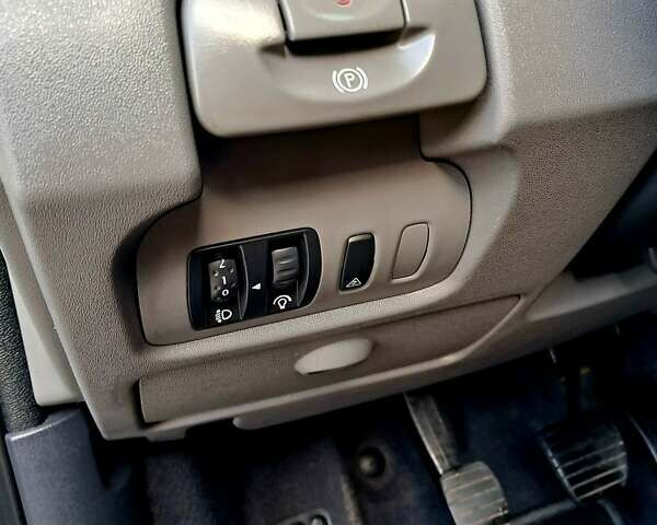 Сірий Рено Сценік, об'ємом двигуна 1.6 л та пробігом 179 тис. км за 6500 $, фото 22 на Automoto.ua