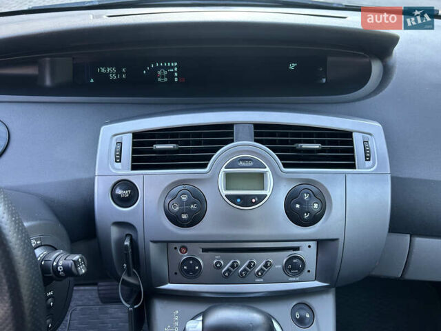Рено Сценик 2007 в Виннице на Automoto.ua Серый Рено Сценик, объемом двигателя 2 л и пробегом 176 тыс. км за 6399 $, фото 62 на Automoto.ua