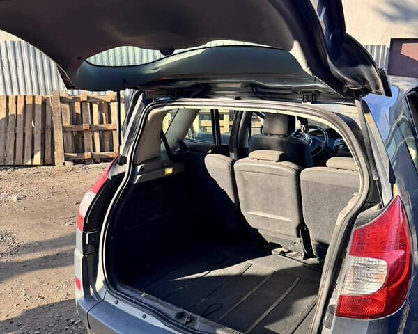 Серый Рено Сценик, объемом двигателя 1.6 л и пробегом 204 тыс. км за 5500 $, фото 10 на Automoto.ua