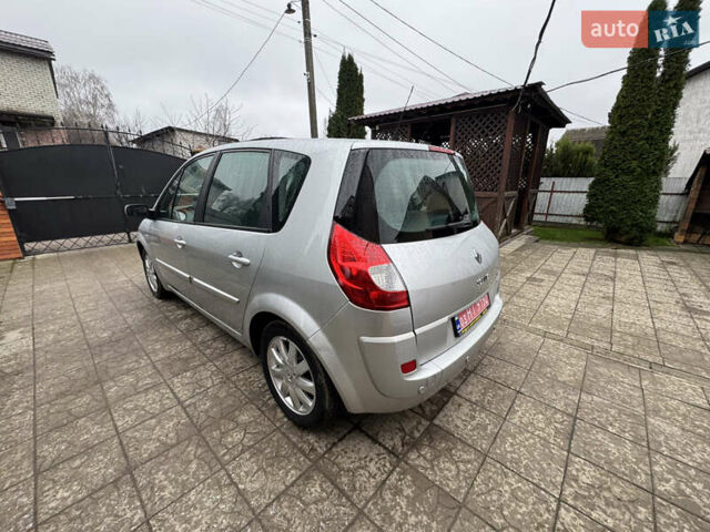 Серый Рено Сценик, объемом двигателя 1.6 л и пробегом 187 тыс. км за 5499 $, фото 4 на Automoto.ua