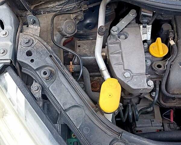 Сірий Рено Сценік, об'ємом двигуна 1.6 л та пробігом 199 тис. км за 6500 $, фото 6 на Automoto.ua